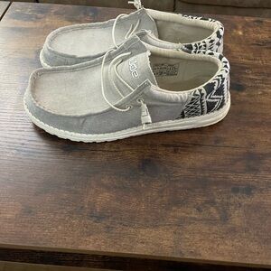 Hey Dude Mens Gray Casual Shoes